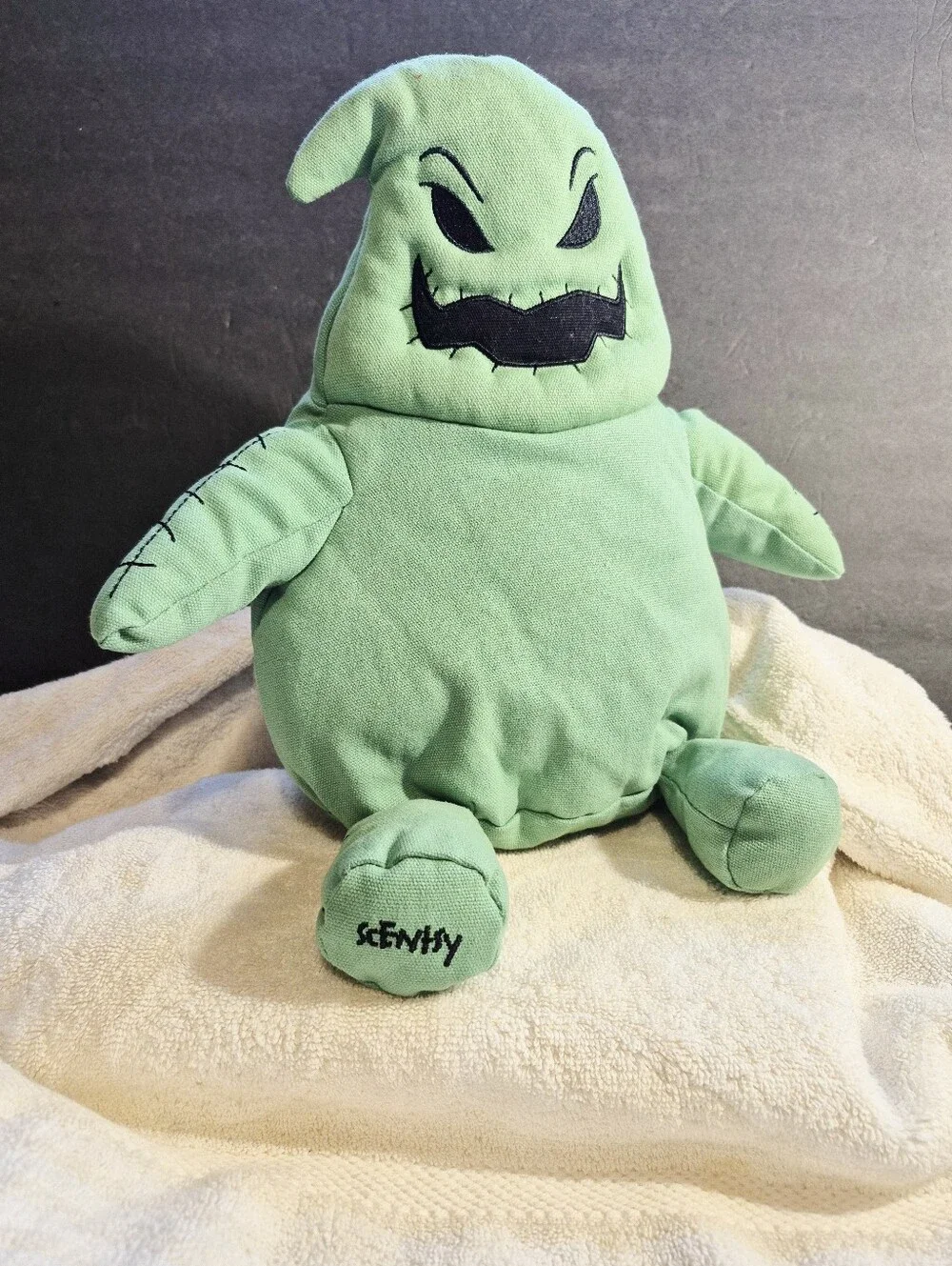 Disney Scentsy Oogie Boogie Scentsy Buddy Pre-owned  NO SCENT PACKET